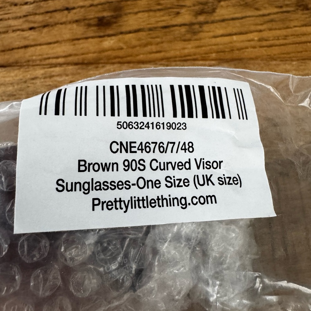 NEW PrettyLittleThing Brown Y2K Curved Visor Glasses - Picture 5 of 10